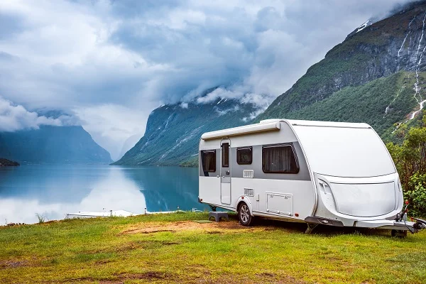 Eve LFP304Ah hücrenin karavan aküsünde kullanimi
